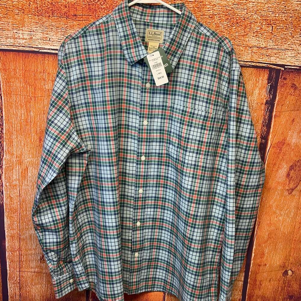 L.L. Bean Men's Wrinkle-Free Cotton Long Sleeve Fitted Plaid Button-Down Shirt